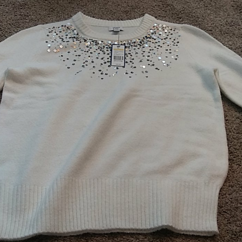 BELKS Crown & Ivy NWT Sweater